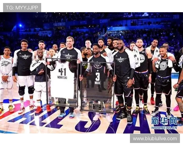 字母哥霸气驾驭维尼修斯赠衣,强壮体魄诠释 “紧身时尚” 新高度(1) 字母哥霸气驾驭维尼修斯赠衣,强壮体魄诠释 “紧身时尚” 新高度(1)